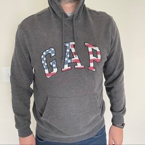 GAP MEN SWEATSHIRT HOODIE
